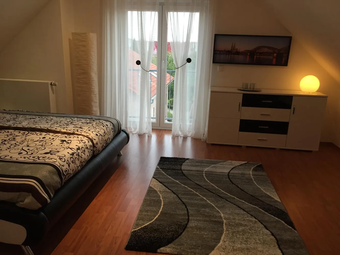 5 Zimmer Wohnung mit 140 m² in Kerpen – Bild 2