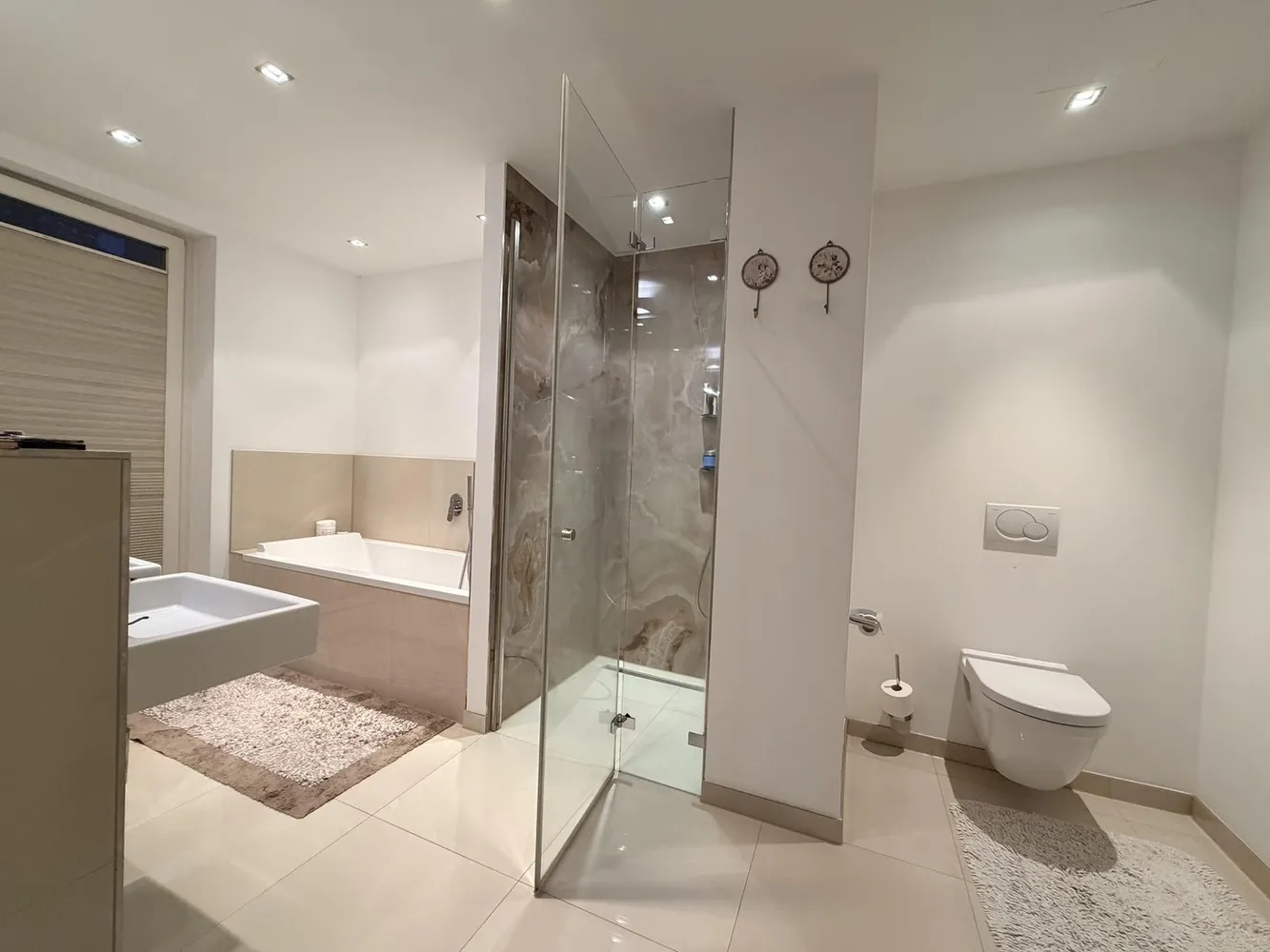 4 Zimmer Wohnung mit 155 m² in Frankfurt am Main – Bild 7