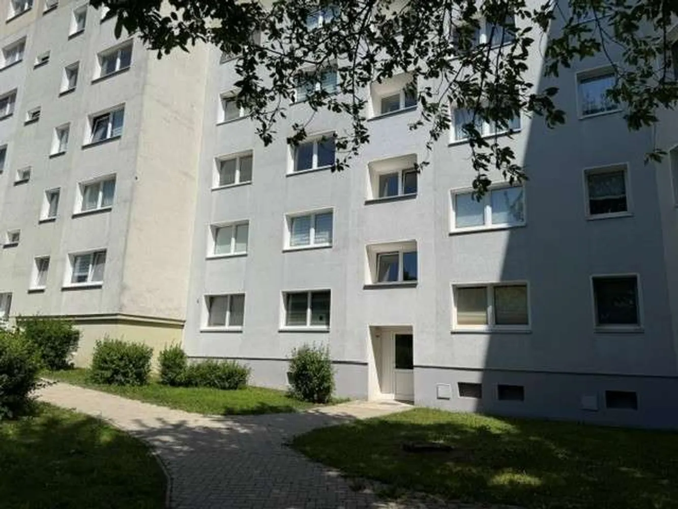 4 Zimmer Wohnung mit 98 m² in Plauen – Bild 4