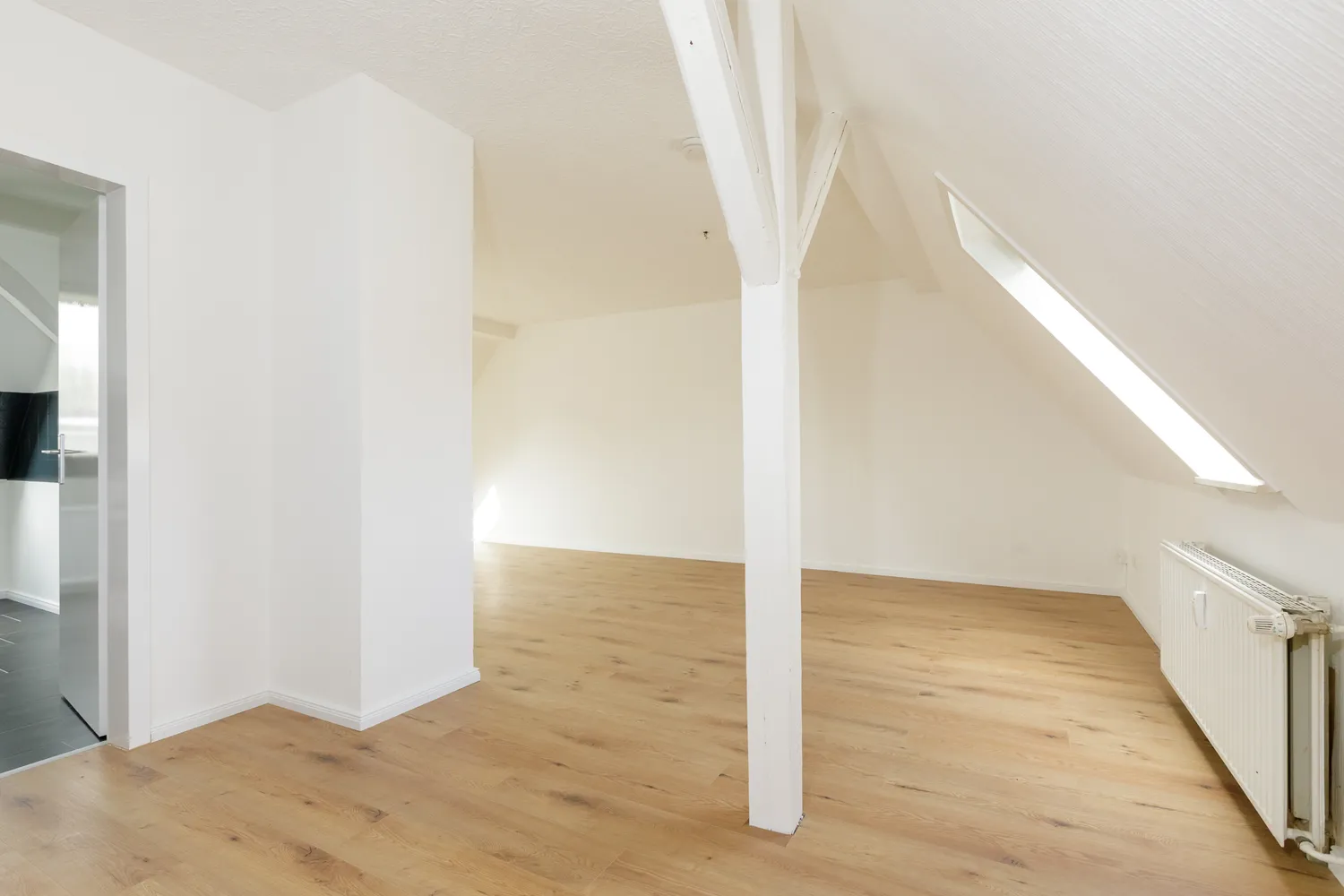 2 Zimmer Wohnung mit 75 m² in Kiel – Bild 4