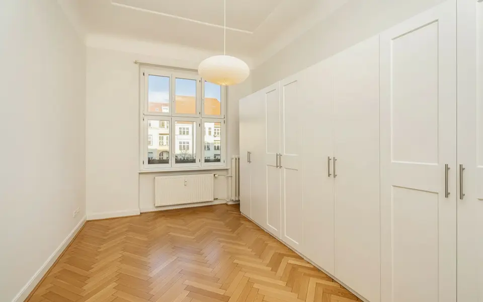 6 Zimmer Wohnung mit 226 m² in Falkensee – Bild 4