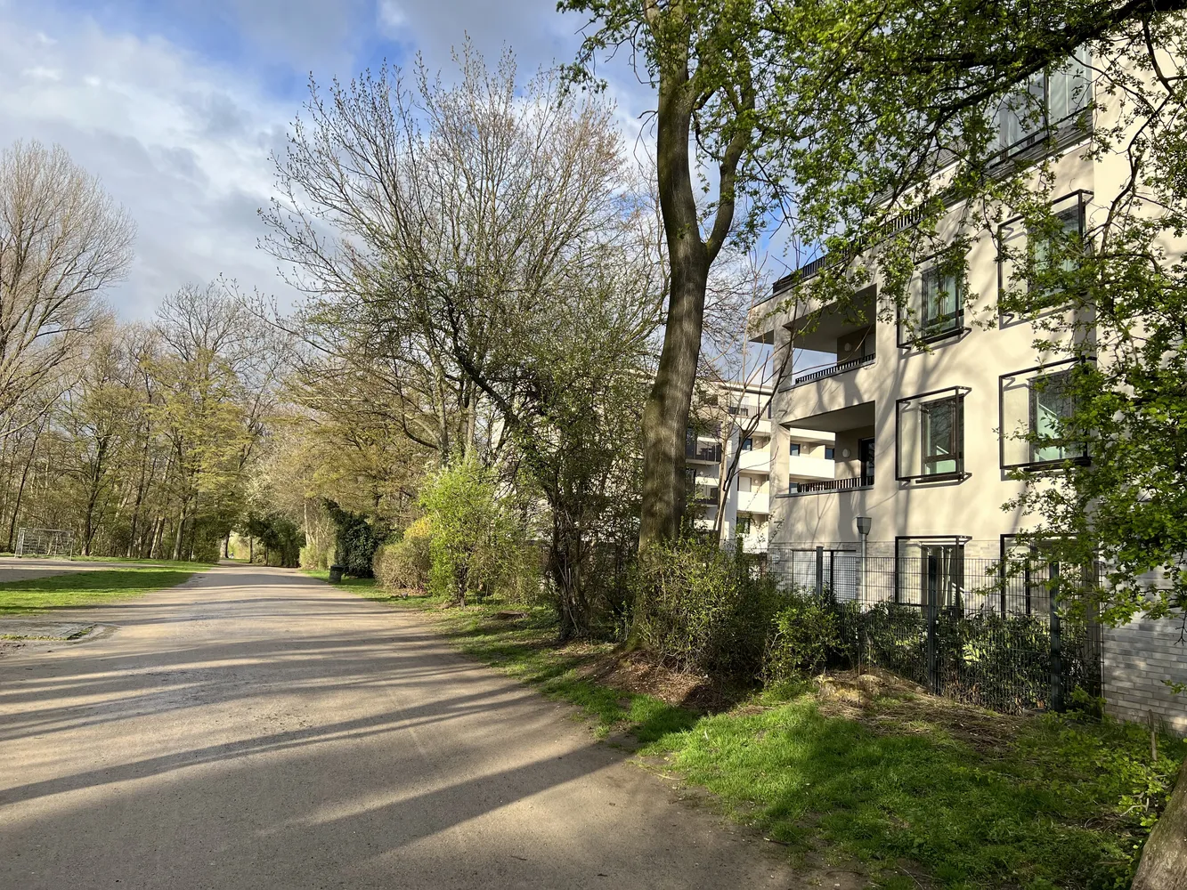 2 Zimmer Wohnung mit 69 m² in Köln – Bild 1