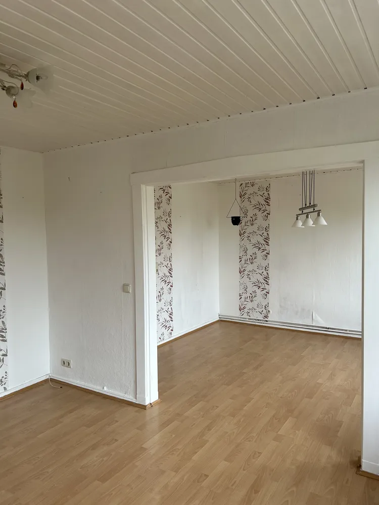 3 Zimmer Wohnung mit 92 m² in Heide – Bild 2