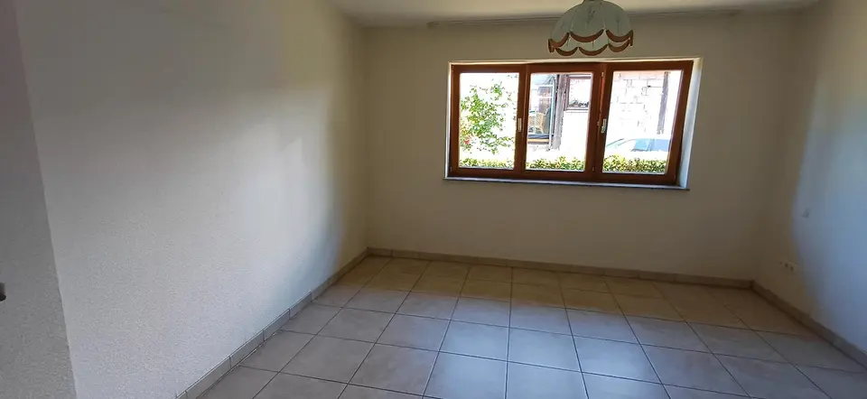 4 Zimmer Wohnung mit 114 m² in Mosbach – Bild 2