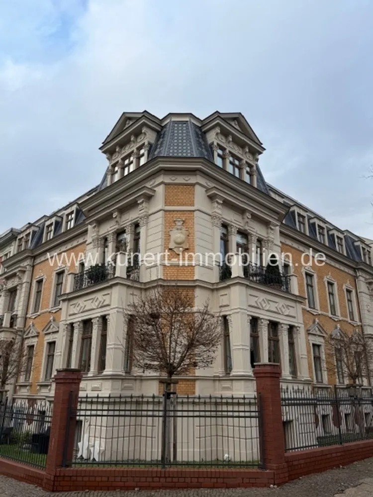 4 Zimmer Wohnung mit 161 m² in Halle (Saale) – Bild 2