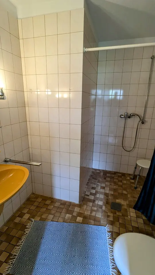 WG-Zimmer mit 35 m² in Erkrath – Bild 5