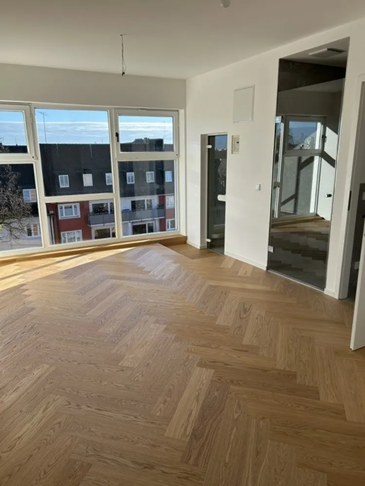 7 Zimmer Wohnung mit 390 m² in München – Bild 9