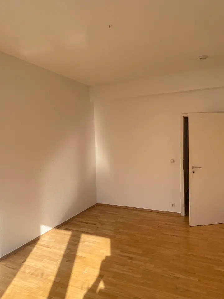 5 Zimmer Wohnung mit 155 m² in Hannover – Bild 6