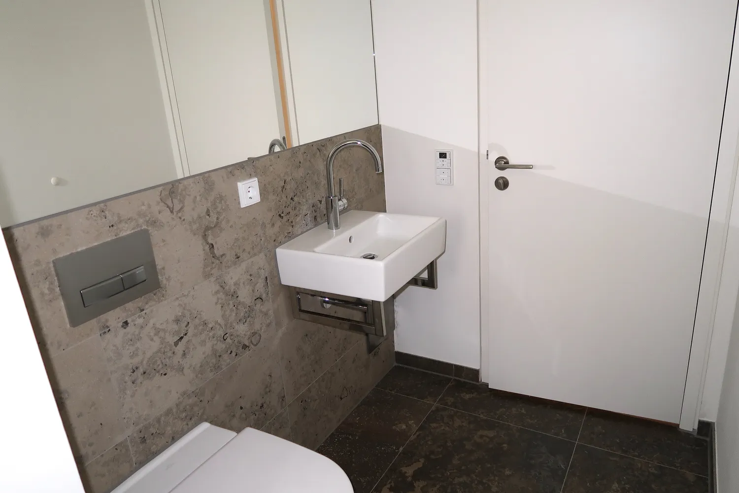 2 room apartment with 94 m² in Munich – Photo 11