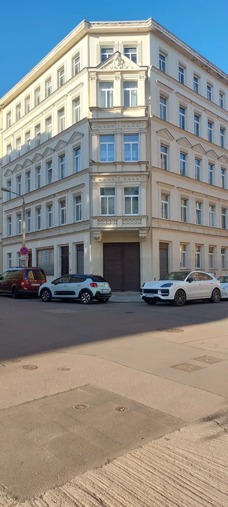 1 Zimmer Wohnung mit 49 m² in Halle (Saale) – Bild 1