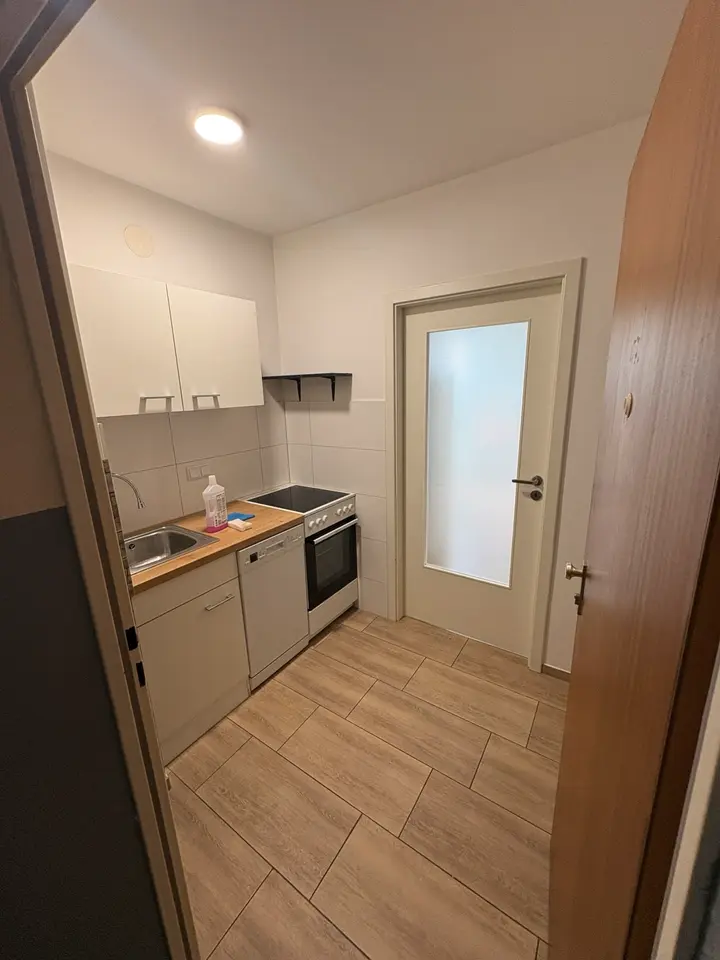 2 Zimmer Wohnung mit 28 m² in Erlangen – Bild 8