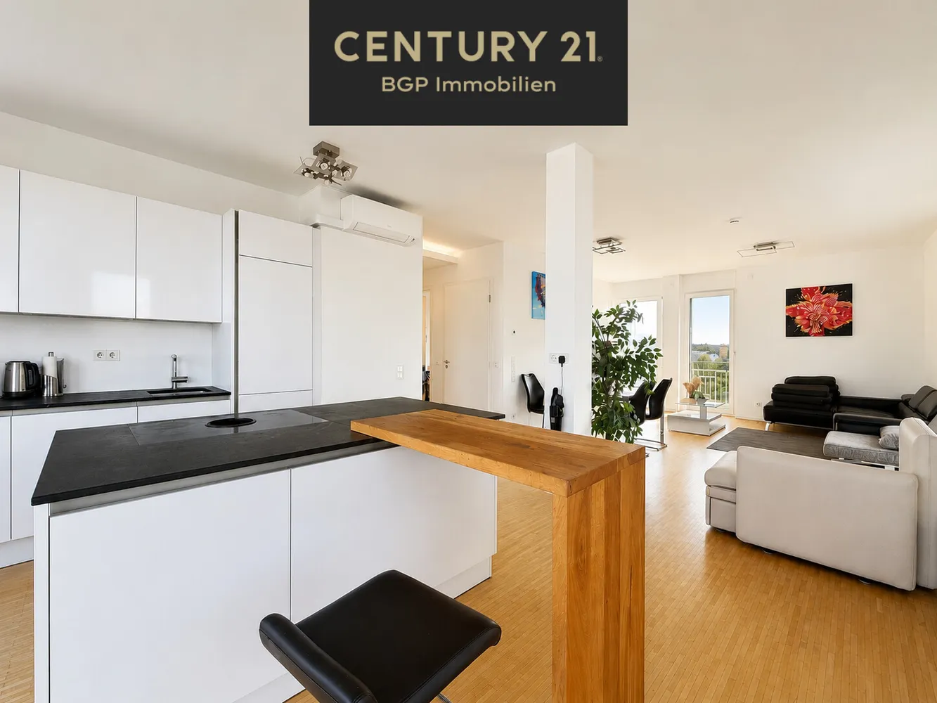 4 Zimmer Wohnung mit 130 m² in Frankfurt am Main – Bild 1