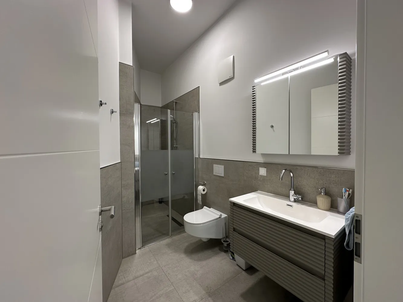 3 room apartment with 103 m² in Düsseldorf – Photo 12