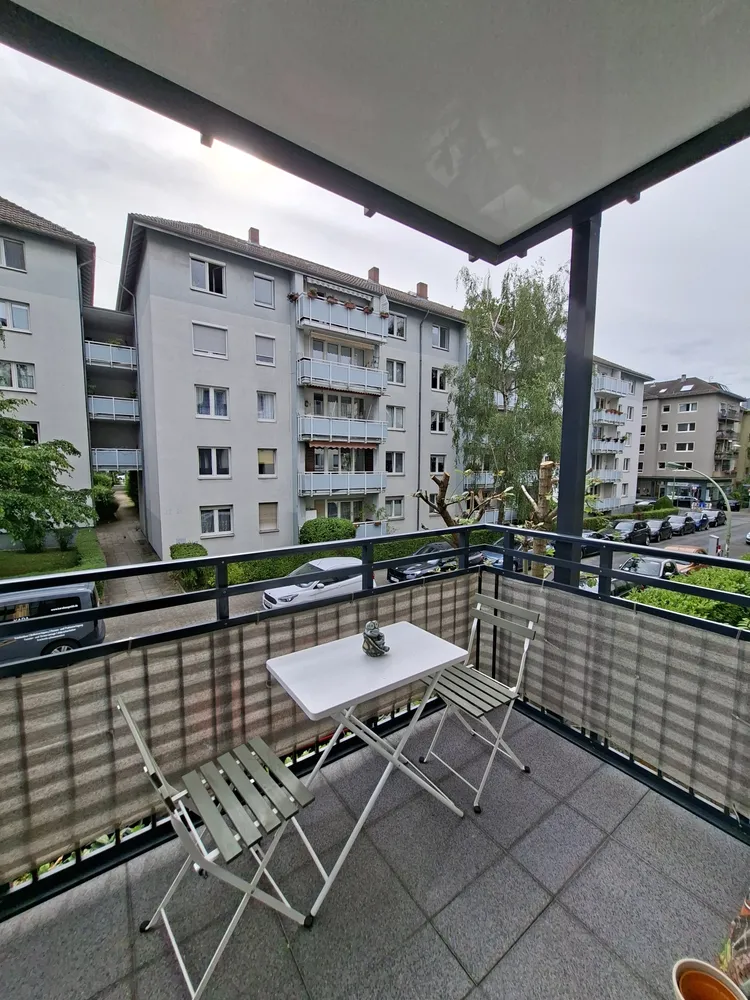 4 Zimmer Wohnung mit 84 m² in Frankfurt am Main – Bild 1