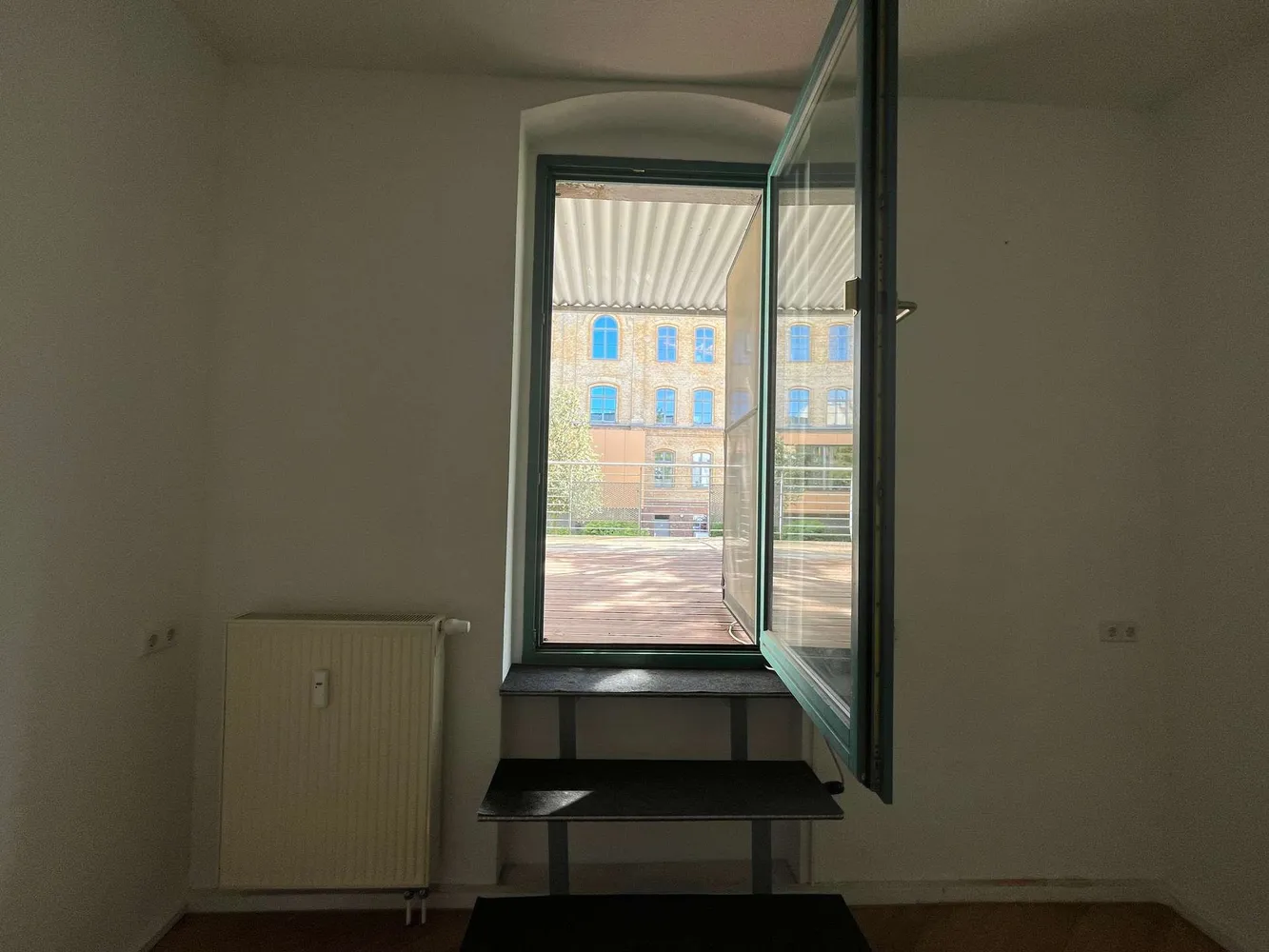 5 Zimmer Wohnung mit 195 m² in Halle (Saale) – Bild 3