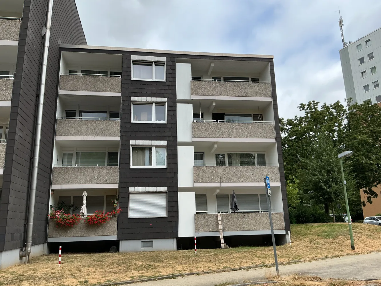 3 Zimmer Wohnung mit 80 m² in Essen – Bild 2