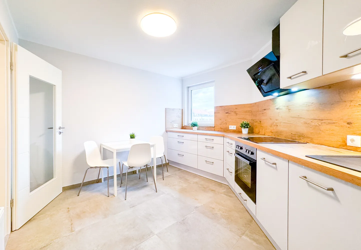 3 Zimmer Wohnung mit 87 m² in Dresden – Bild 1