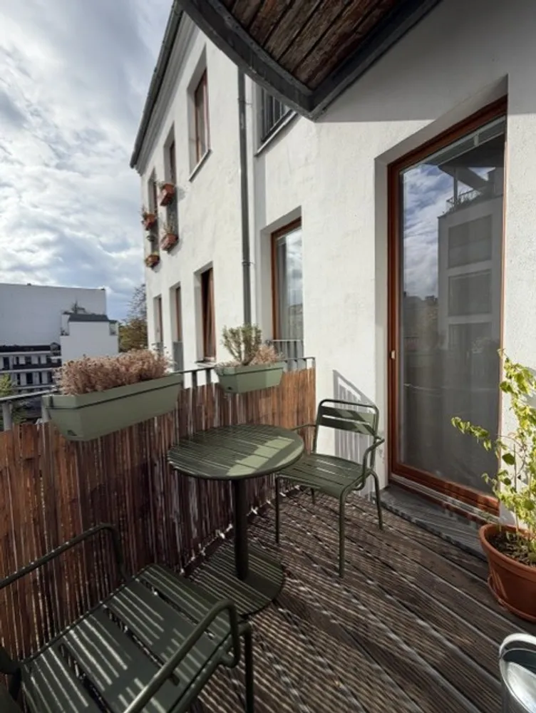 2 Zimmer Wohnung mit 74 m² in Berlin – Bild 8