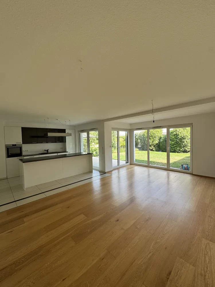 4 Zimmer Wohnung mit 120 m² in Aachen – Bild 1
