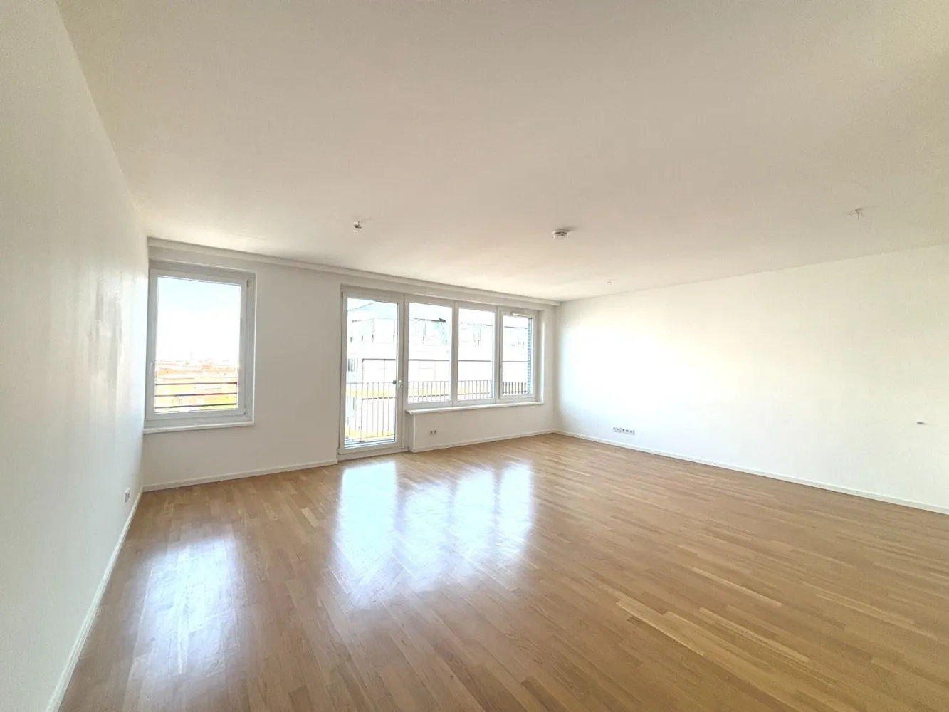 2 Zimmer Wohnung mit 76 m² in Berlin – Bild 6