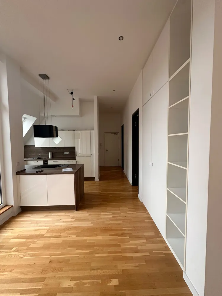4 room apartment with 135 m² in Berlin – Photo 1