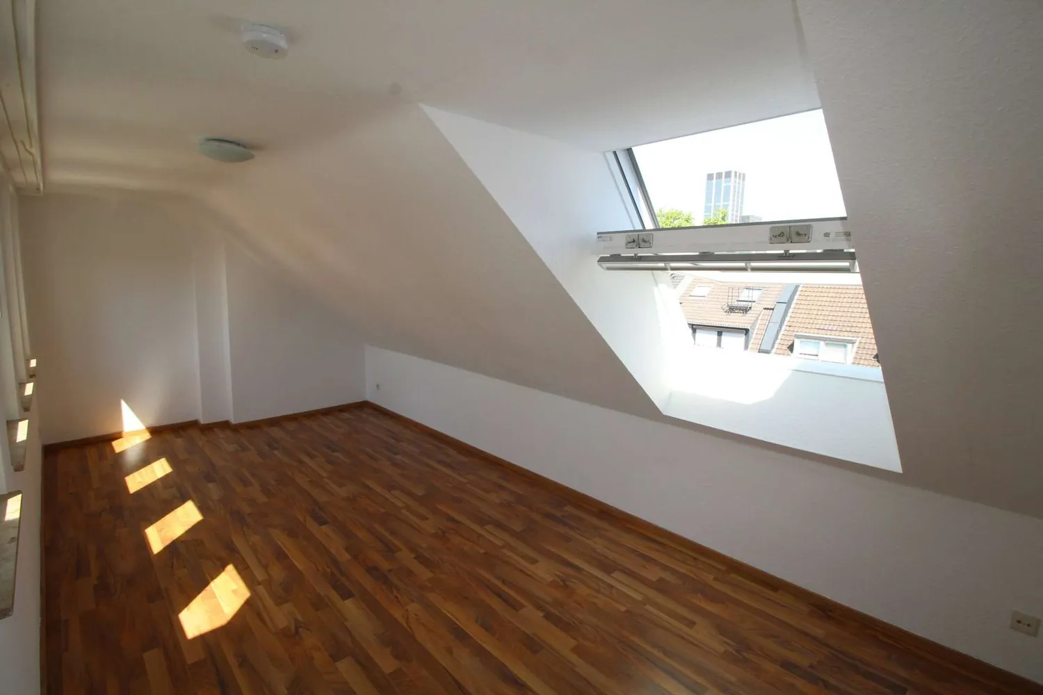 2 Zimmer Wohnung mit 70 m² in Düsseldorf – Bild 10