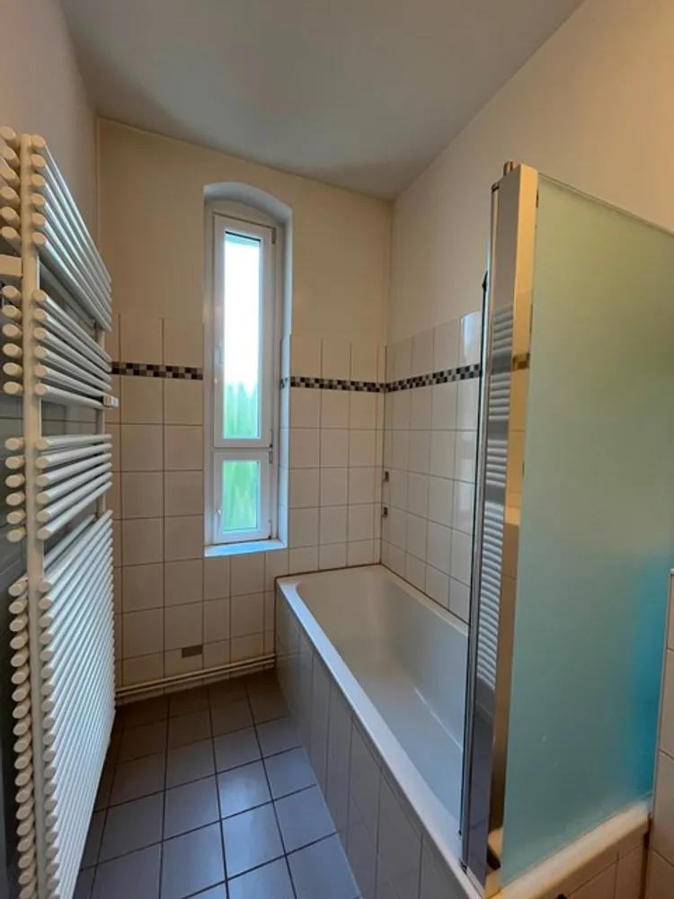 2 Zimmer Wohnung mit 77 m² in Berlin – Bild 9