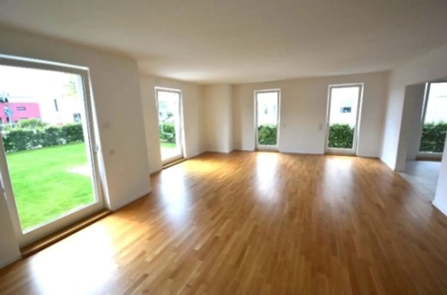 4 Zimmer Wohnung mit 143 m² in Köln – Bild 3