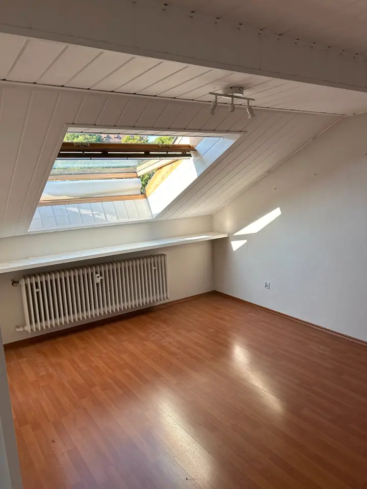 5 Zimmer Wohnung mit 130 m² in Nürnberg – Bild 1