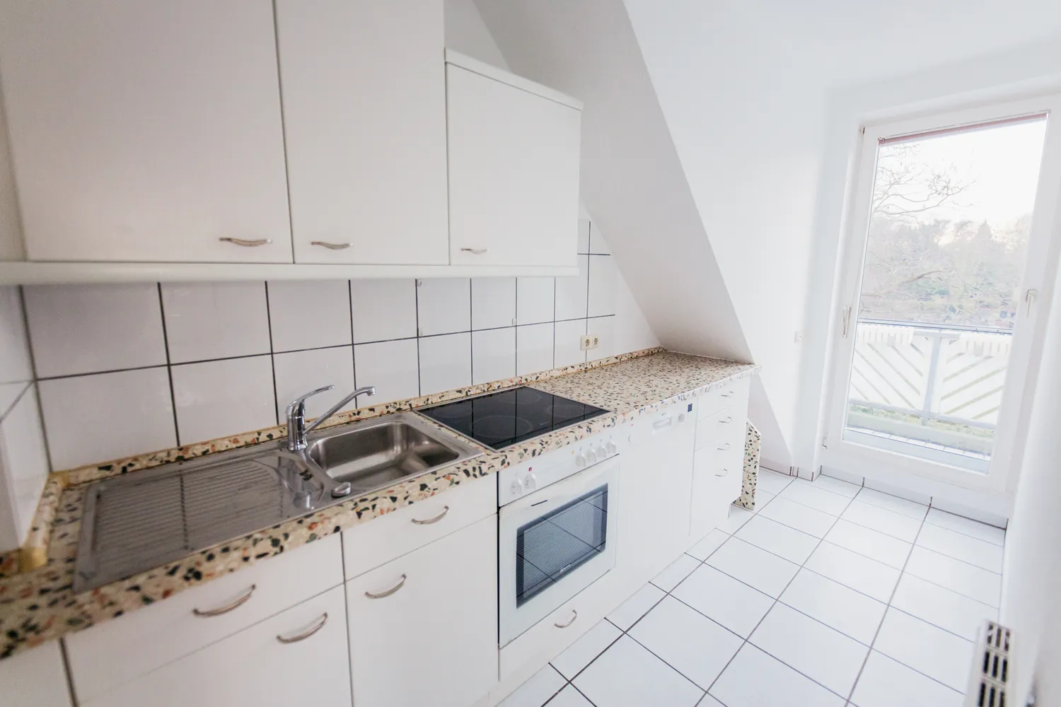 3 Zimmer Wohnung mit 80 m² in Krefeld – Bild 4