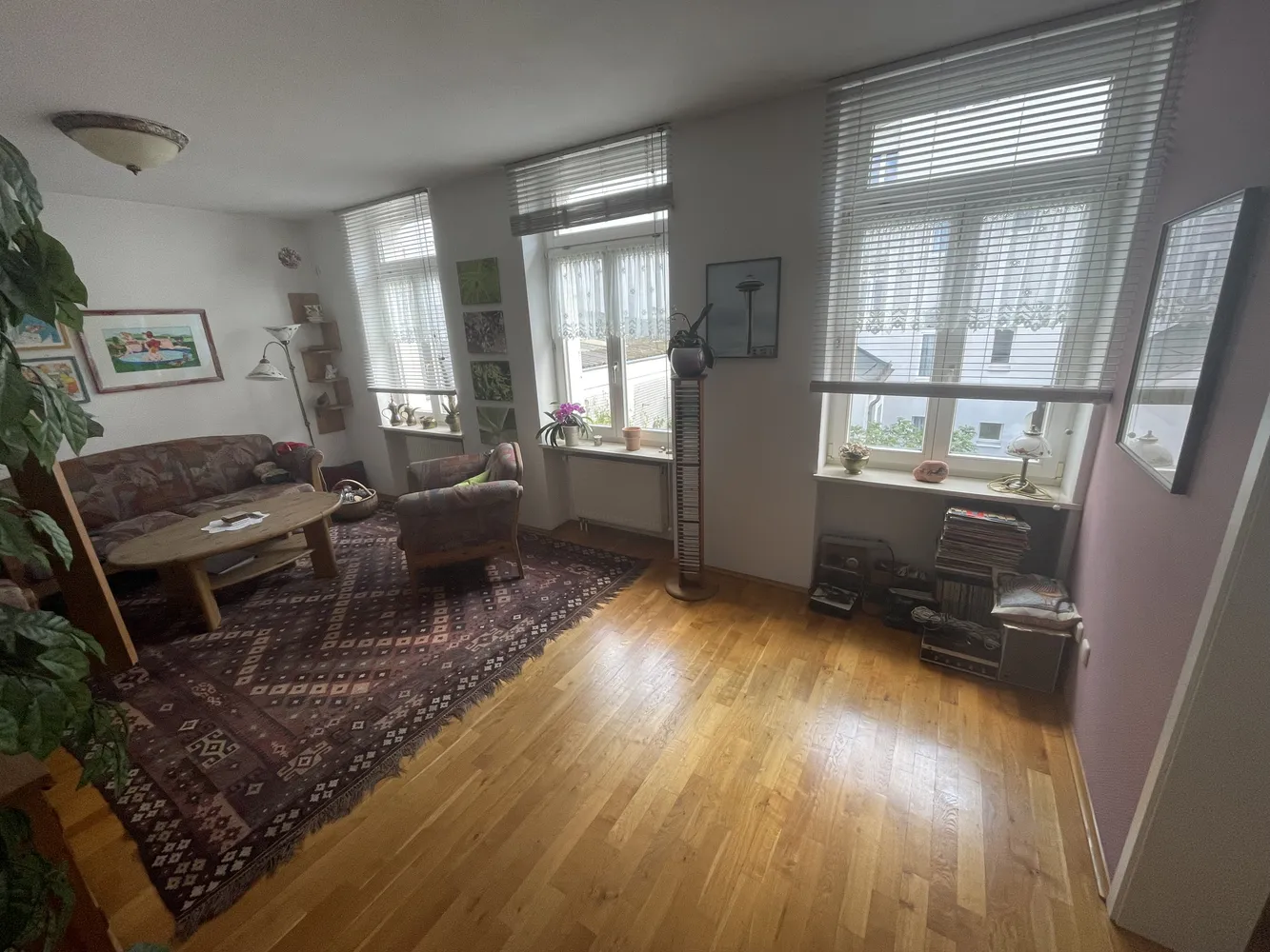 8 Zimmer Haus mit 195 m² in Wiesbaden – Bild 2