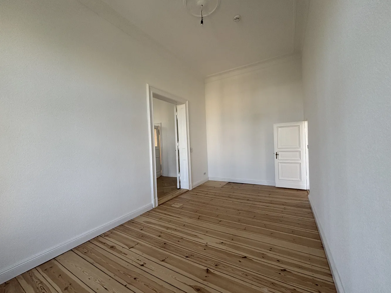 5 Zimmer Wohnung mit 155 m² in Berlin – Bild 11