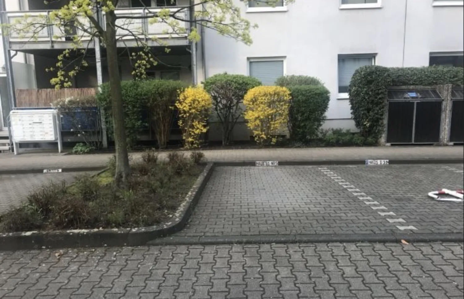 2 Zimmer Wohnung mit 80 m² in Hürth – Bild 3