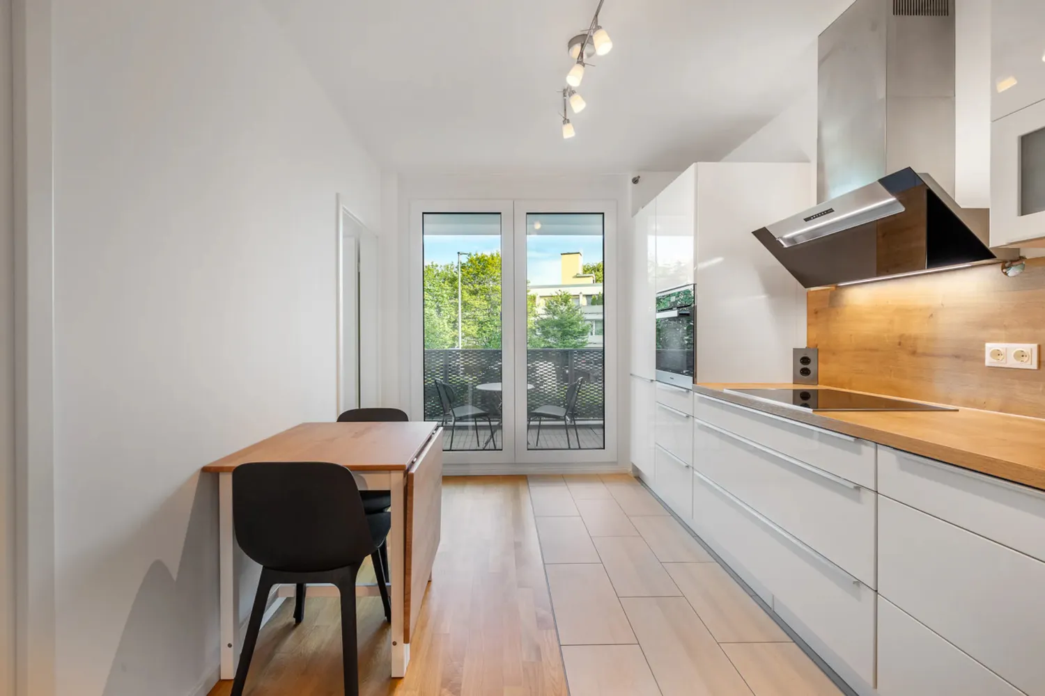WG-Zimmer mit 10 m² in München – Bild 2