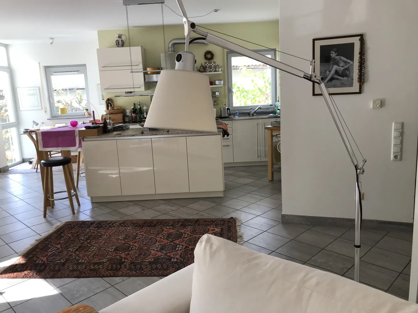 4 Zimmer Wohnung mit 155 m² in Wiesbaden – Bild 1