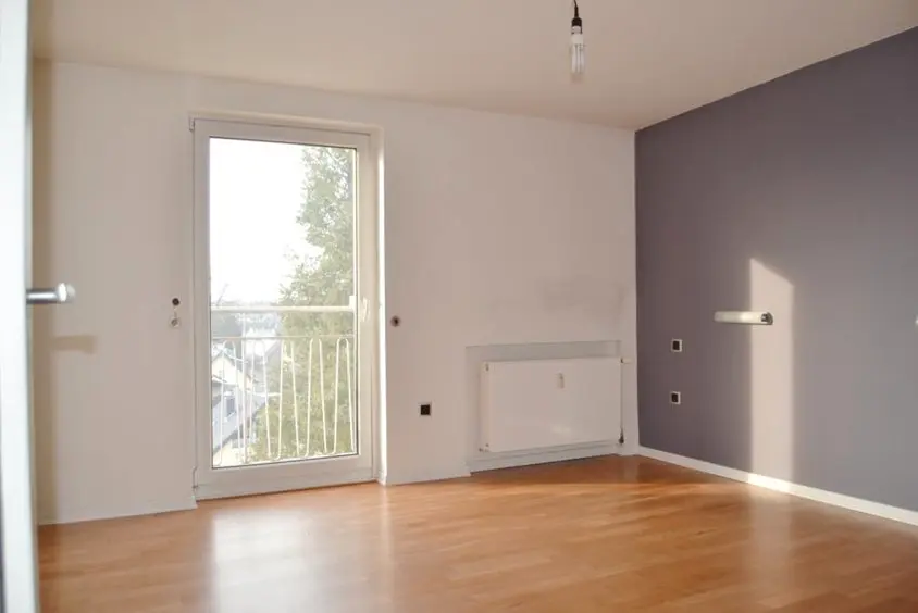4 Zimmer Wohnung mit 115 m² in Hennef – Bild 2