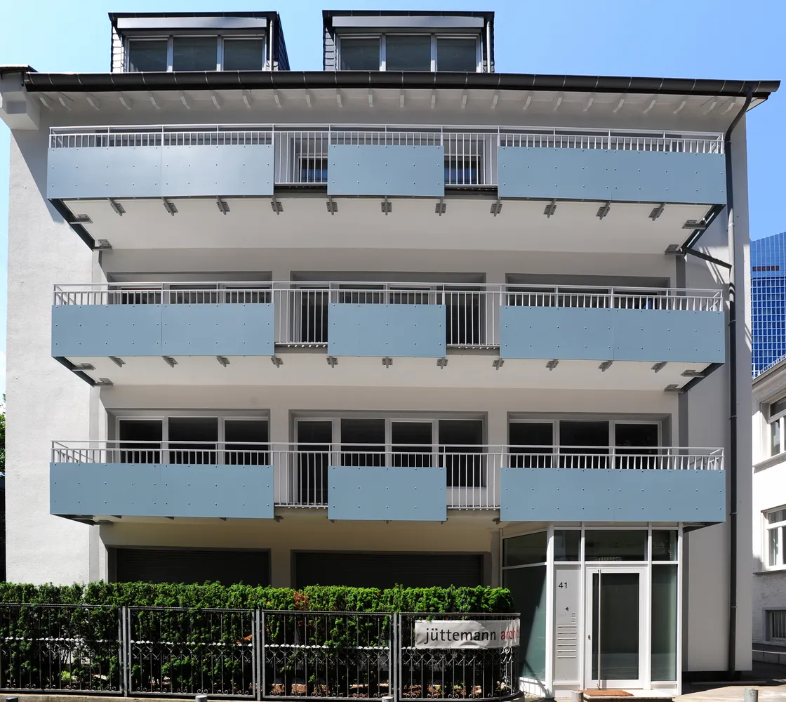 5 Zimmer Wohnung mit 174 m² in Frankfurt am Main – Bild 1
