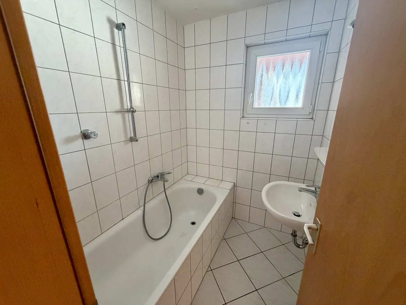 2 Zimmer Wohnung mit 68 m² in Karlsruhe – Bild 5