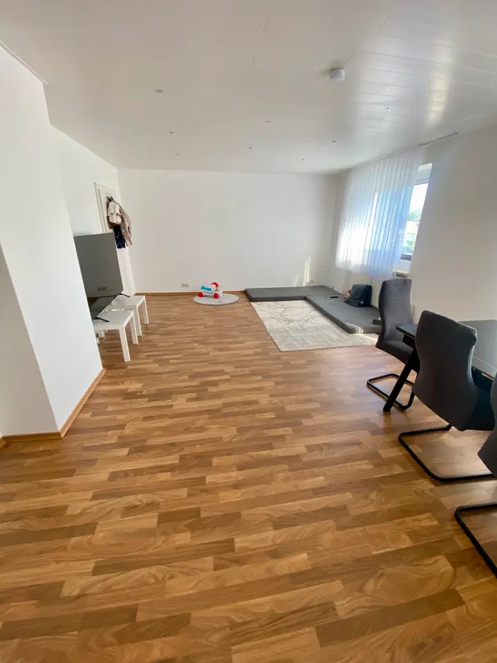 4 Zimmer Wohnung mit 100 m² in Regensburg – Bild 9