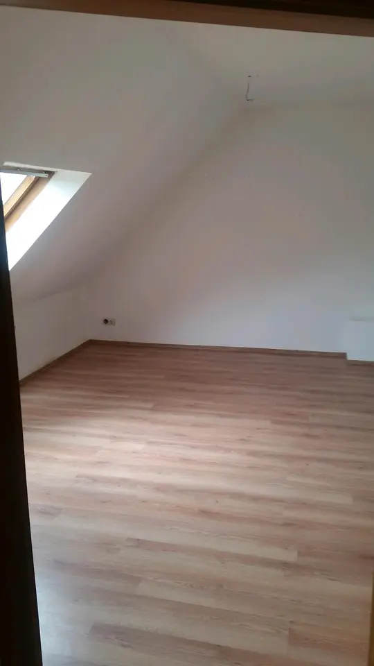 3 Zimmer Wohnung mit 70 m² in Zeitz – Bild 1