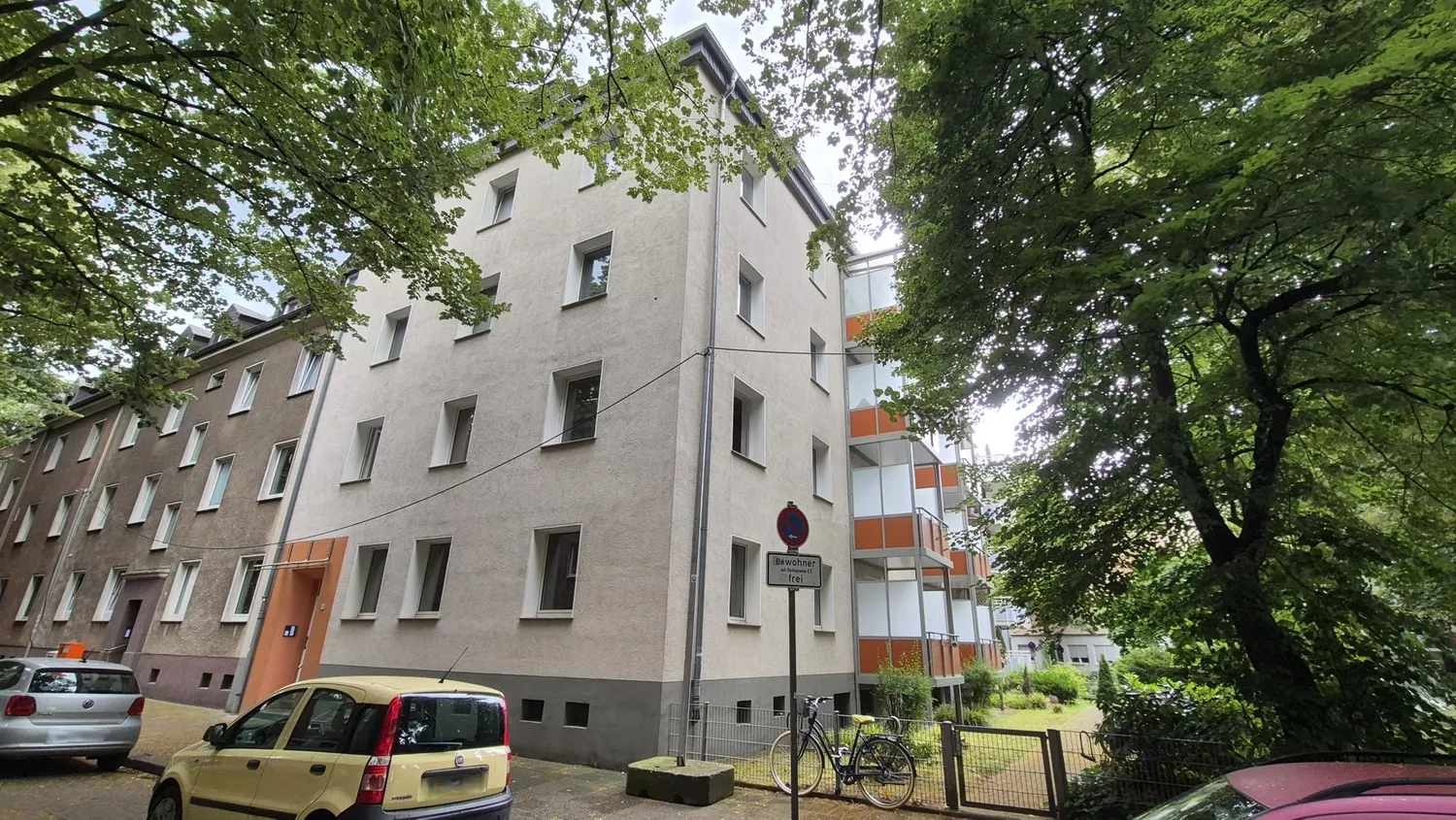 2 Zimmer Wohnung mit 84 m² in Duisburg – Bild 1