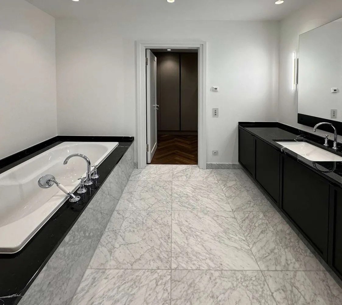 5 Zimmer Wohnung mit 154 m² in Berlin – Bild 3