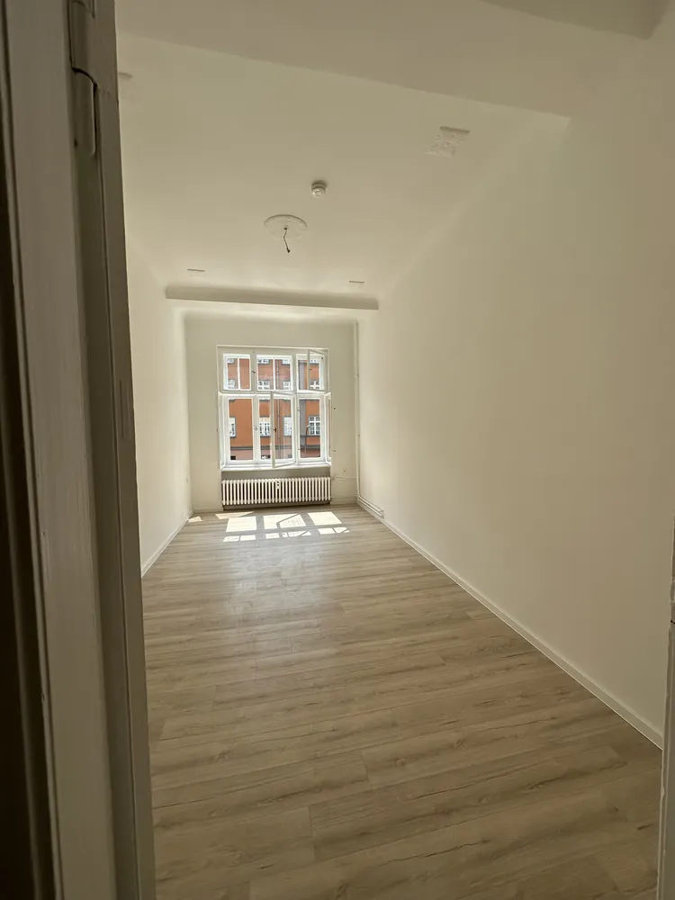 2 room apartment with 63 m² in Berlin – Photo 1