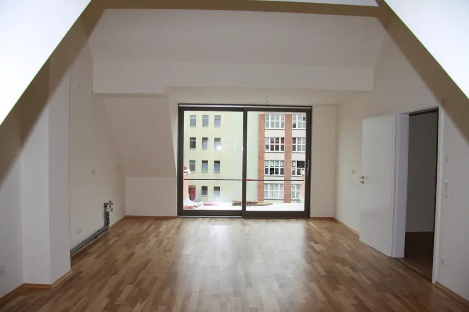 3 Zimmer Wohnung mit 106 m² in Erfurt – Bild 2