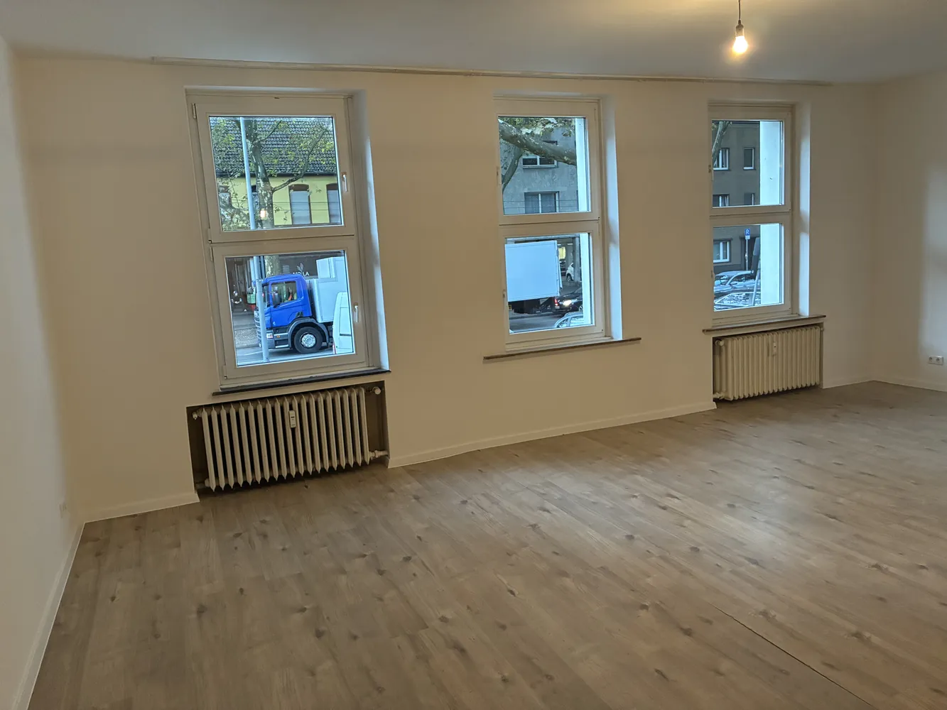 5 Zimmer Wohnung mit 133 m² in Krefeld – Bild 2