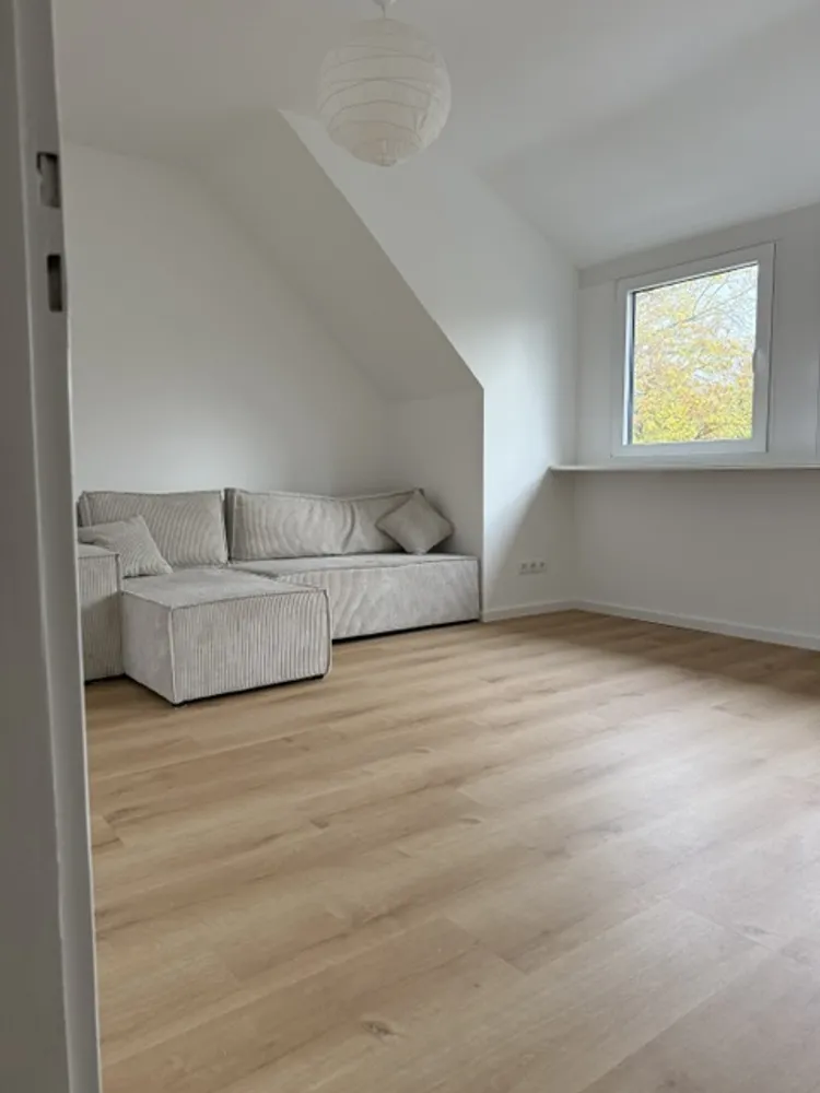 2 Zimmer Wohnung mit 83 m² in Bonn – Bild 7