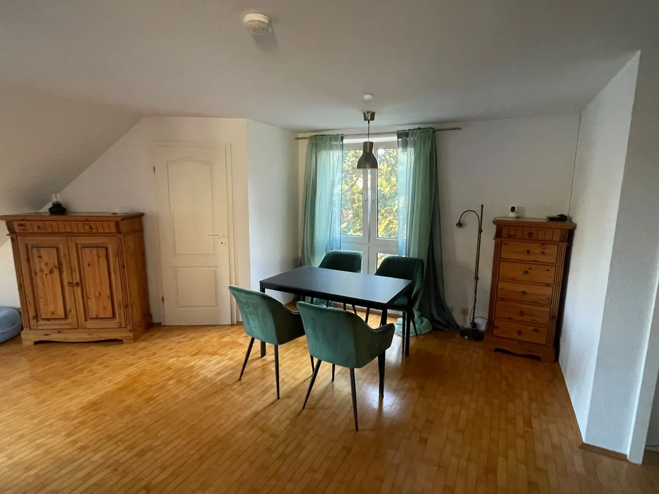 2 Zimmer Wohnung mit 80 m² in Wiesbaden – Bild 1