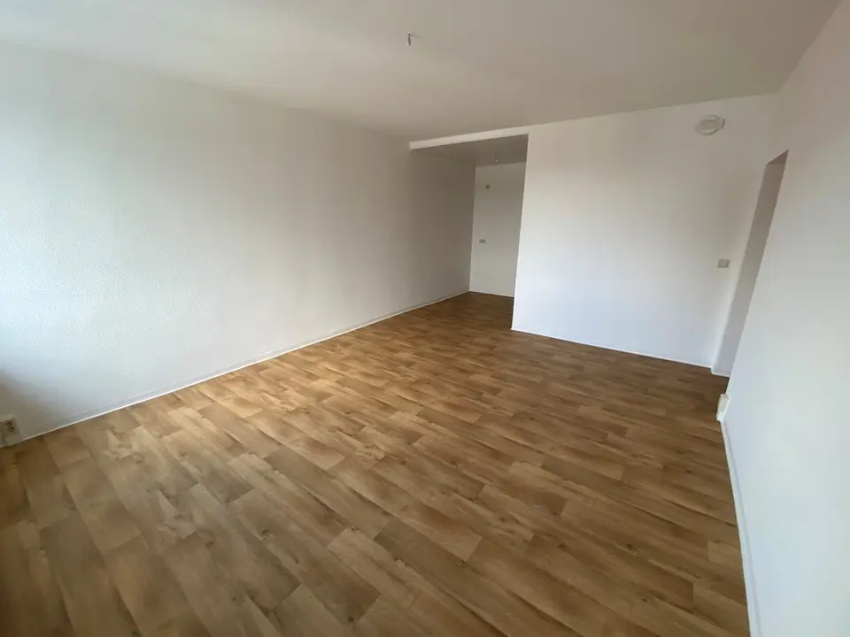 2 Zimmer Wohnung mit 55 m² in Suhl – Bild 2
