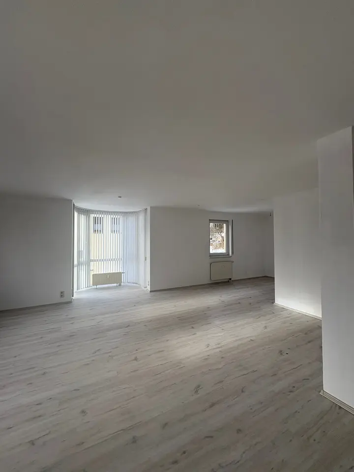 4 Zimmer Wohnung mit 146 m² in Schwarzenberg – Bild 2