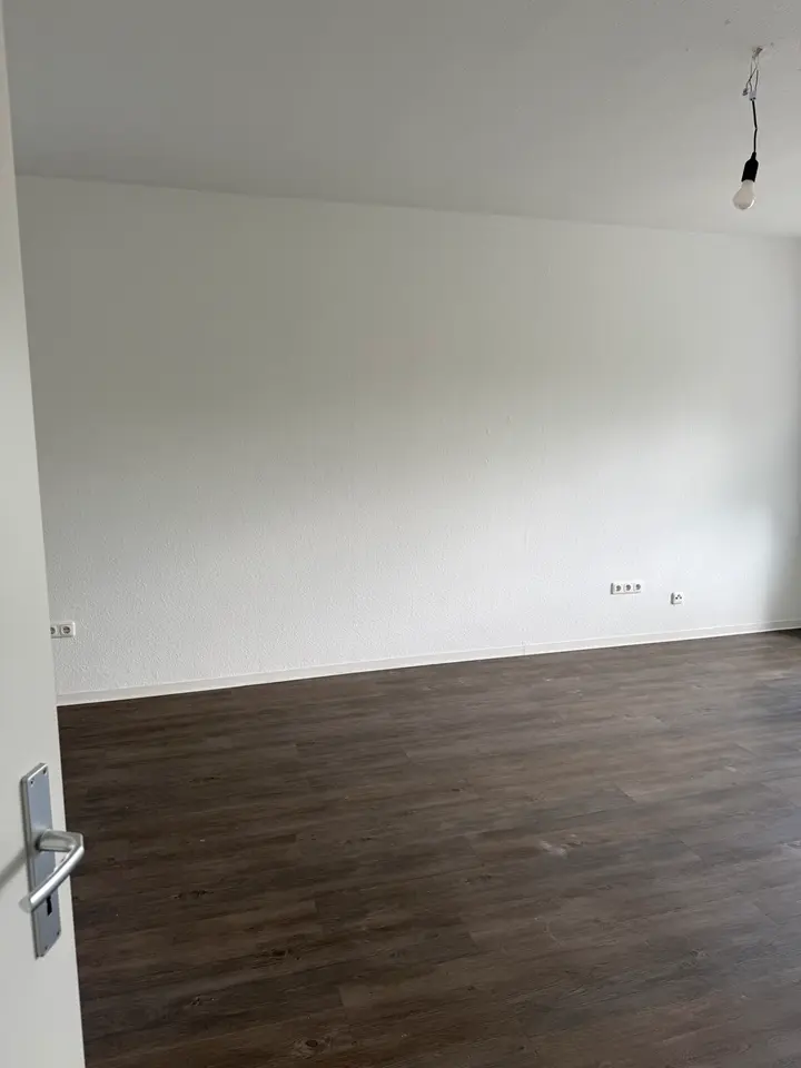 WG-Zimmer mit 30 m² in Rüsselsheim am Main – Bild 1